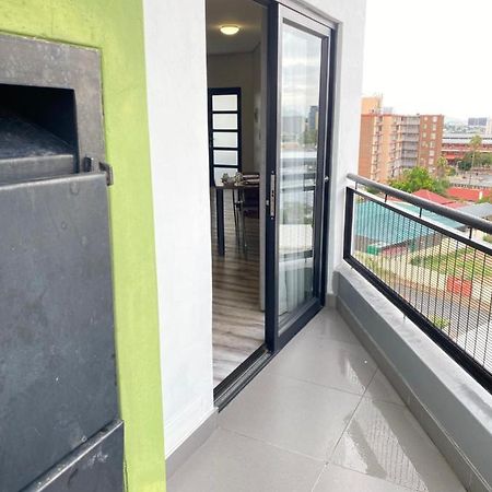 Dmn City At Merensky Apartment ウィントフーク エクステリア 写真